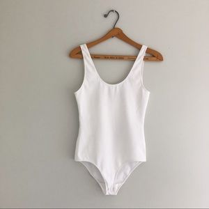 Aritzia Wilfred Free White Bodysuit Size M